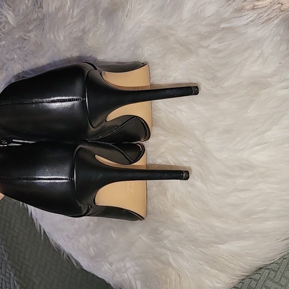 BCB Generation Black Heeled Boot - Picture 3 of 9